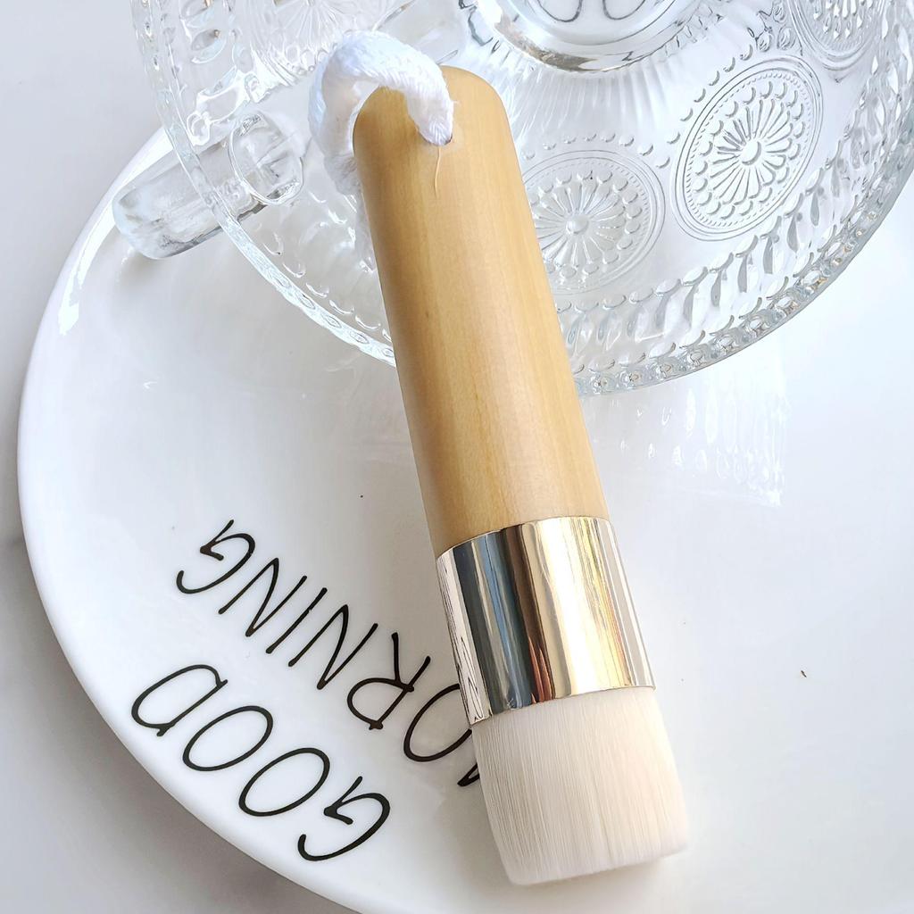Wooden Handle Face Cleansing Brush with Fine Fiber Bristles for Blackhead Removal and Nose Massage