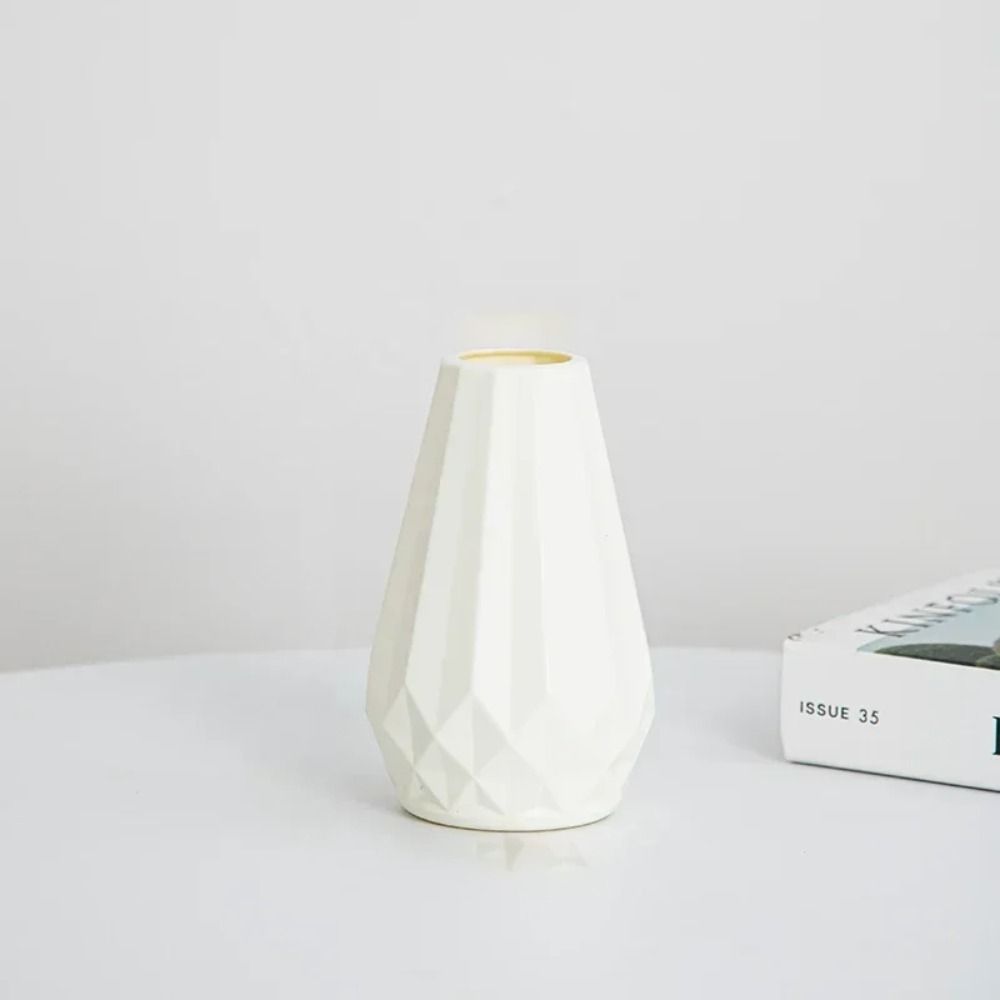 Anti-fall Plastic Flower Vase Nordic Style Vase Ornaments Creative Shaped Flower Pot  Home Decor