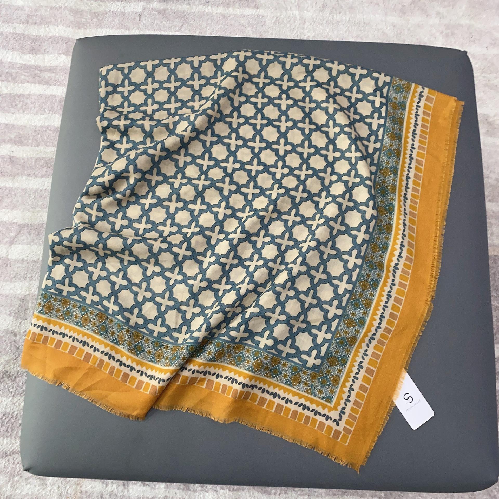 

New simple and versatile cotton and linen feel scarf, four-sided beard, spring and summer, large square scarf, shawl, seaside beach towel