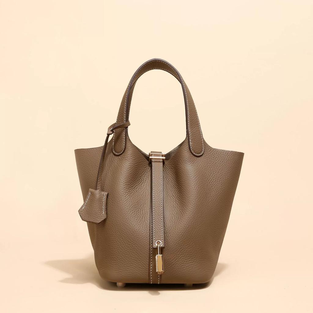 Vegetable Basket Bag, First Layer Cowhide Tote Bag, Commuter Bucket Bag, Women's Genuine Leather Bag, European and American Retro.