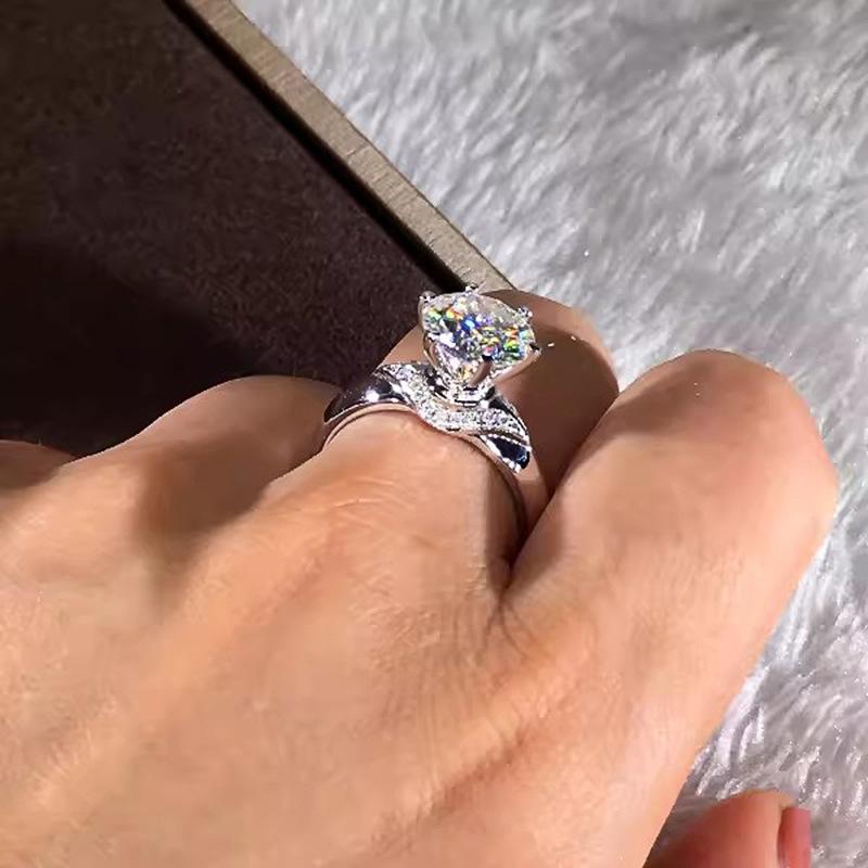 Shein ring female, six-claw inlaid ring, wedding light luxury chic jewelry