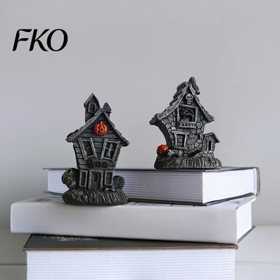 Halloween Desktop Decoration Haunted House Ornament, Resin Miniature, Dark Shape Festive Table Ornament with Skull Elements for Micro Landscape Party