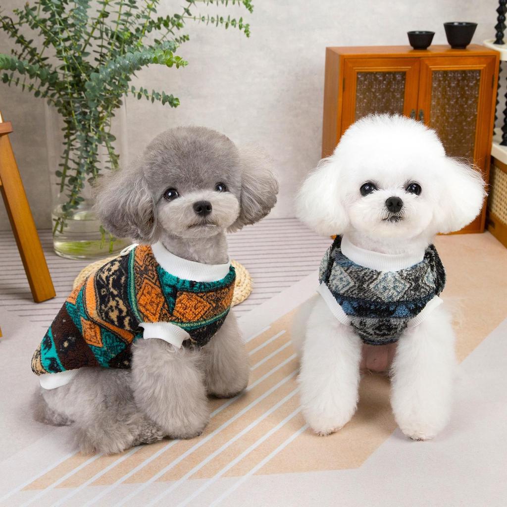 Nordic Style Fleece Pet Clothes: Cozy Autumn/Winter Wear for Cats & Small Dogs Like Bichon and Teddy.