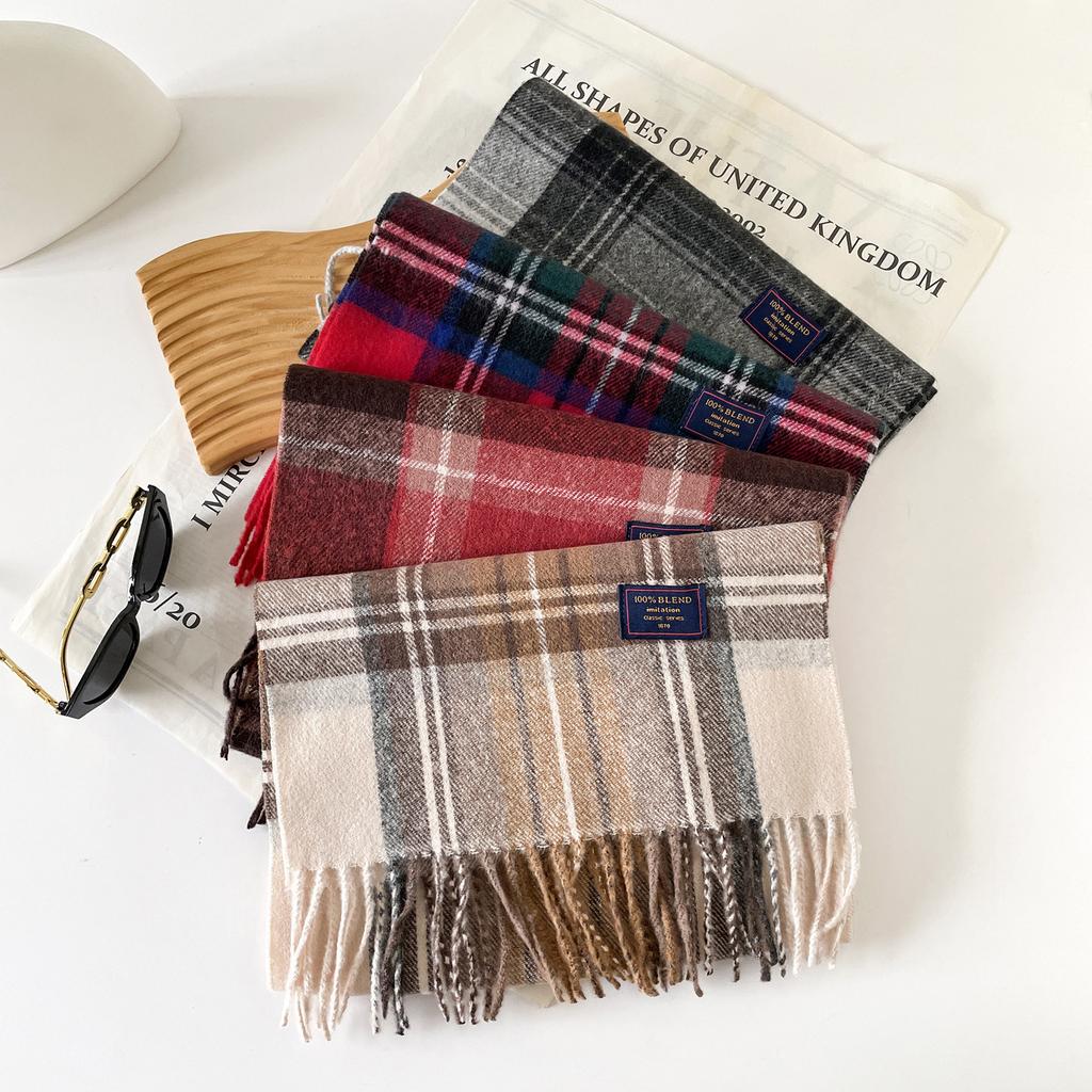 Simple classic British plaid scarf fashionable versatile warm scarf fringed shawl scarf couple