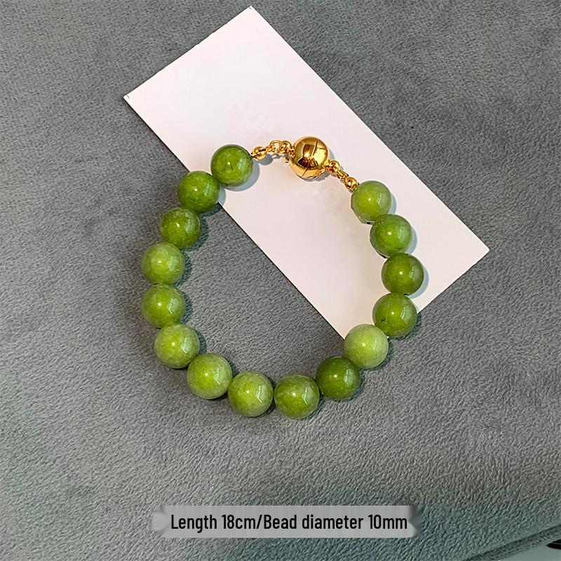 Olive Green Agate Beaded Necklace: Light Luxury, Niche Style Clavicle Chain