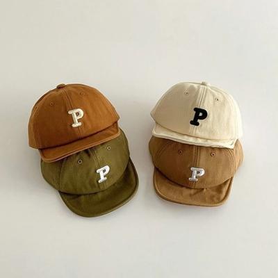Babyhut Frühling und Herbst Weicher Schirm Koreanisch P Buchstaben Bestickt Ausländische Atmosphäre Entenschnabelhut Säugling Baby Ins Baseballkappe