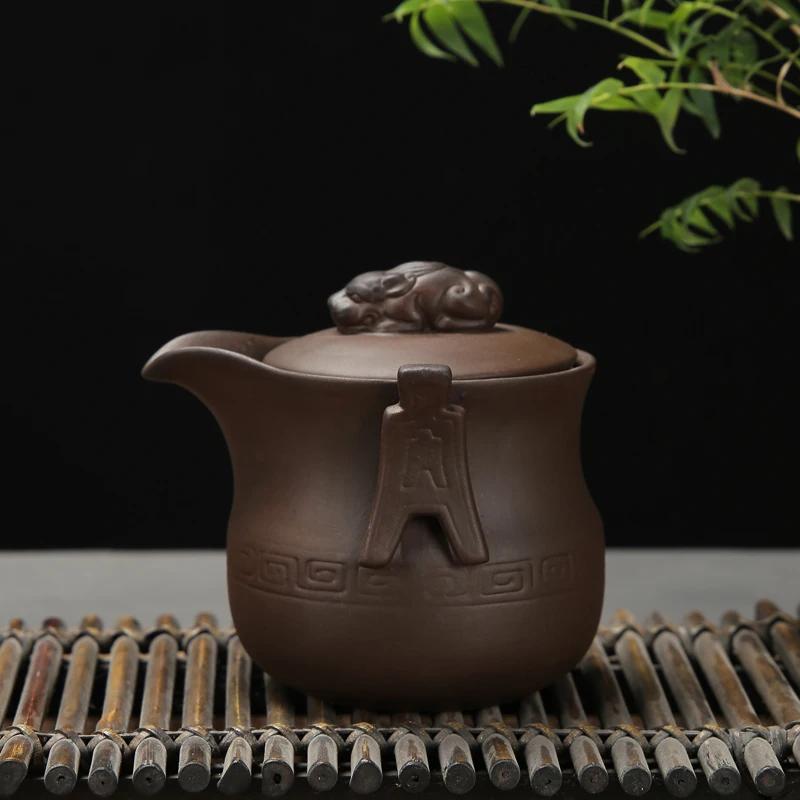 Antique Purple Clay Hand Grab Pot Chinese Yixing Zisha Teapot Household Filter Beauty Kettle Portable Tea Maker Drinkware