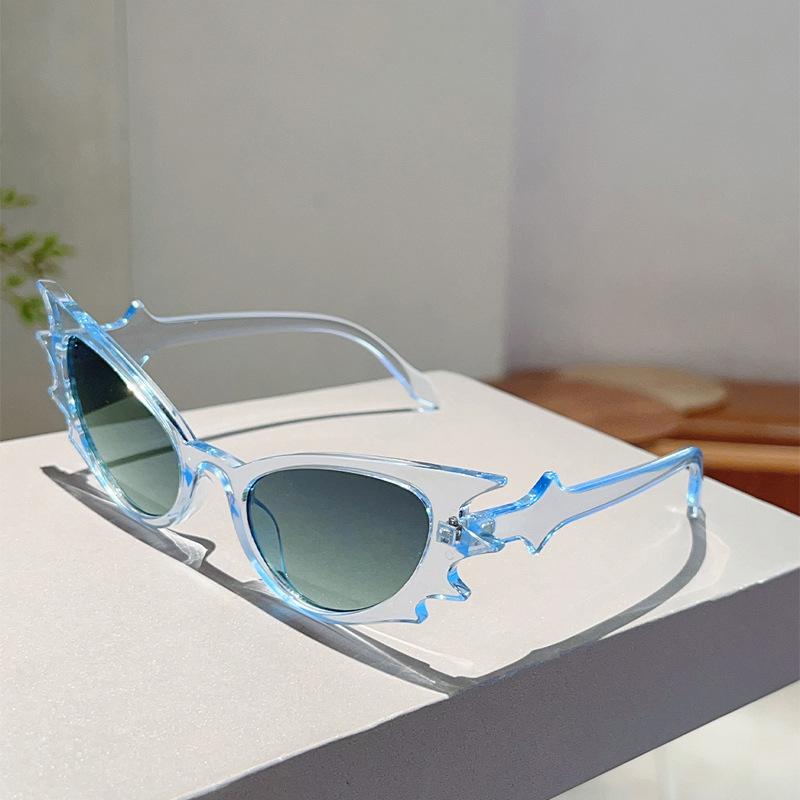

Vintage Cat Eye Bat Sunglasses Women For Men Sun Glasses Punk Popular Luxury Brand Designer Halloween Party Funny Shades UV400