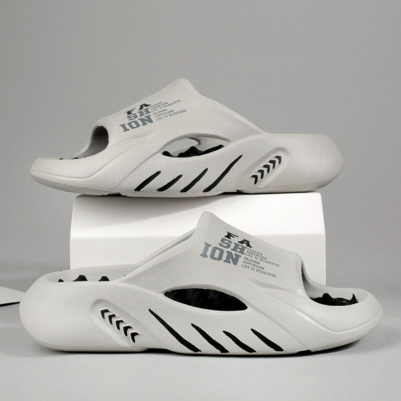 Slippers Men's Summer Outer Wear Super Fire Sports Non-slip Deodorant Outdoor Beach Large Size Sandals