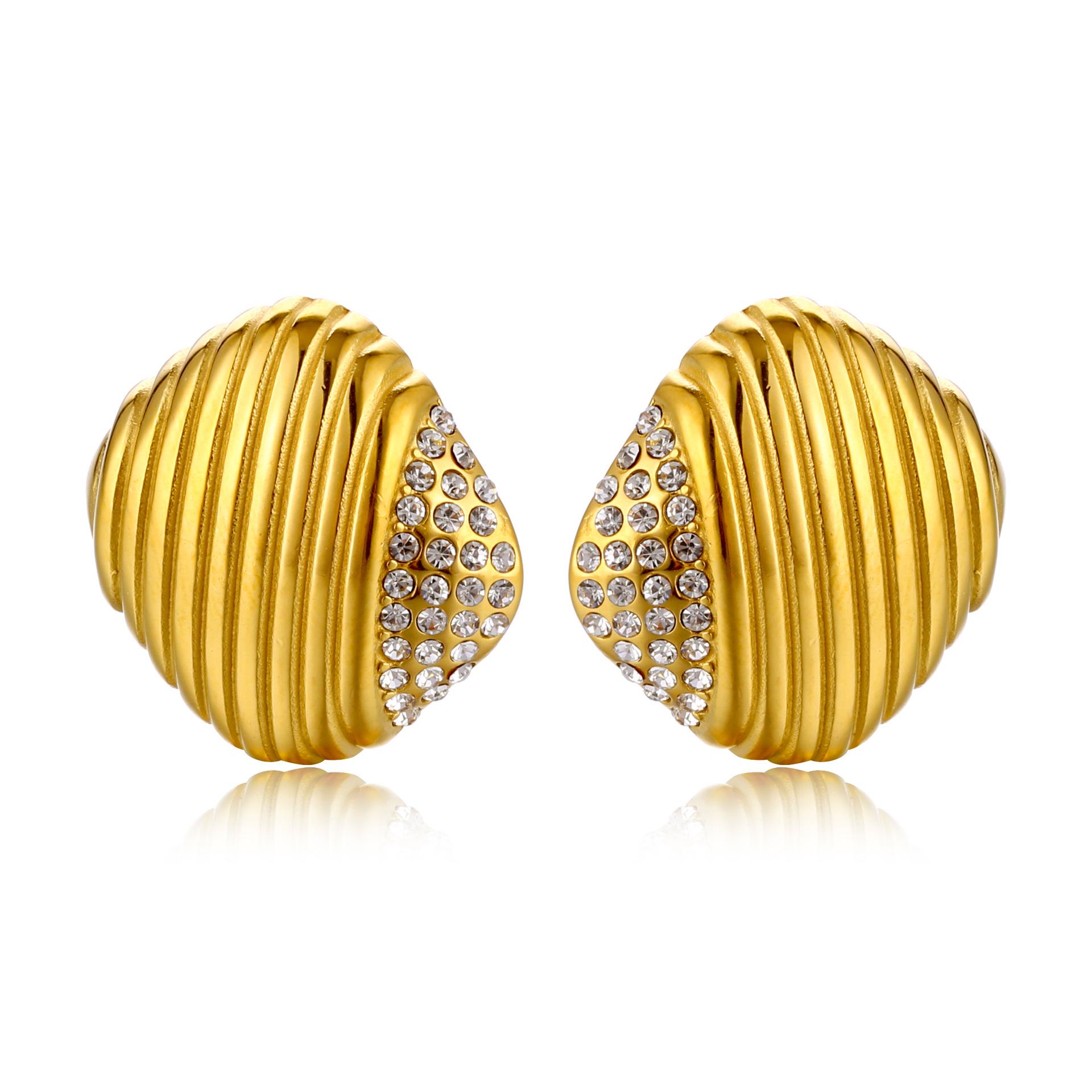 

Ретро серьги с текстурой циркона: Европейские и американские тенденции 18K