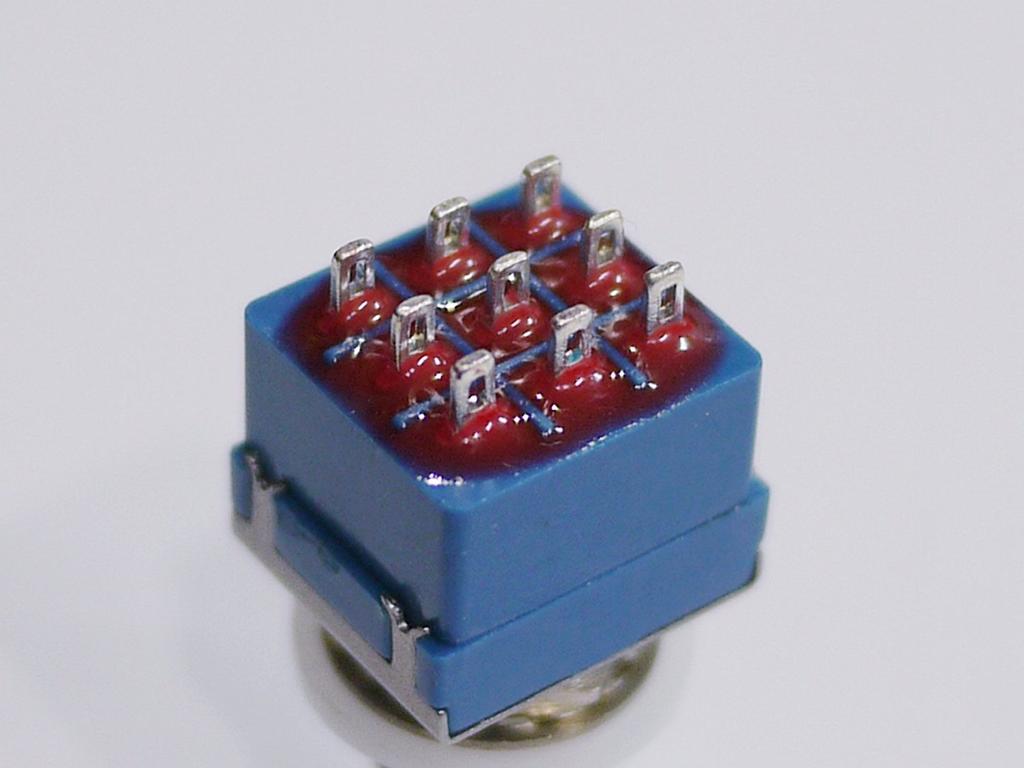 CLIFF FC71077 3PDT Foot Switch Blue 9-Pin