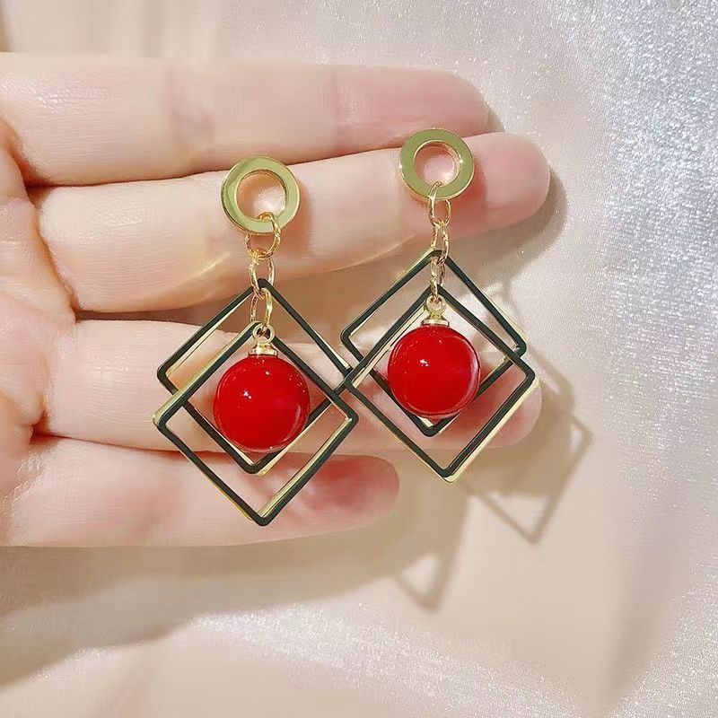 

Геометрические серьги с красным жемчугом, женские модные повседневные серьги с цирконом для покупок