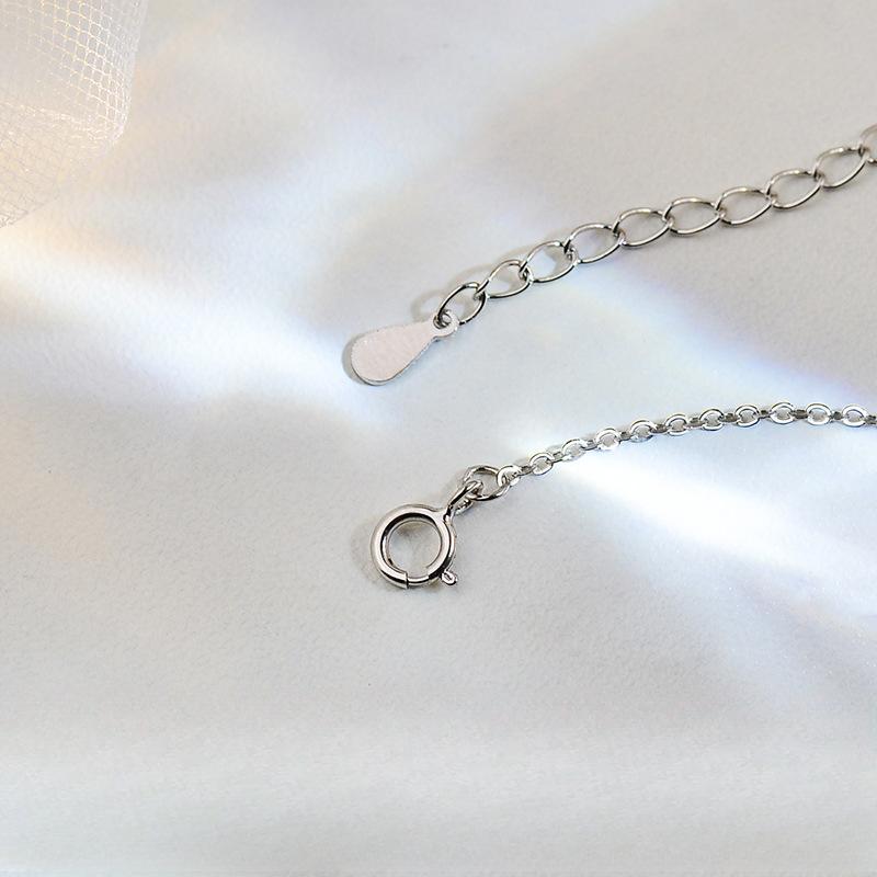 Diamond-inlaid Zircon Heart Necklace Light Luxury Niche Design Sweet Heart-shaped Collarbone Chain for Women