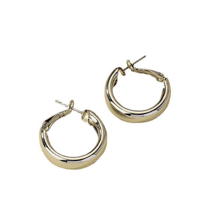 Korean Dongdaemun Geometric Circle Earrings: Retro French Style for Women