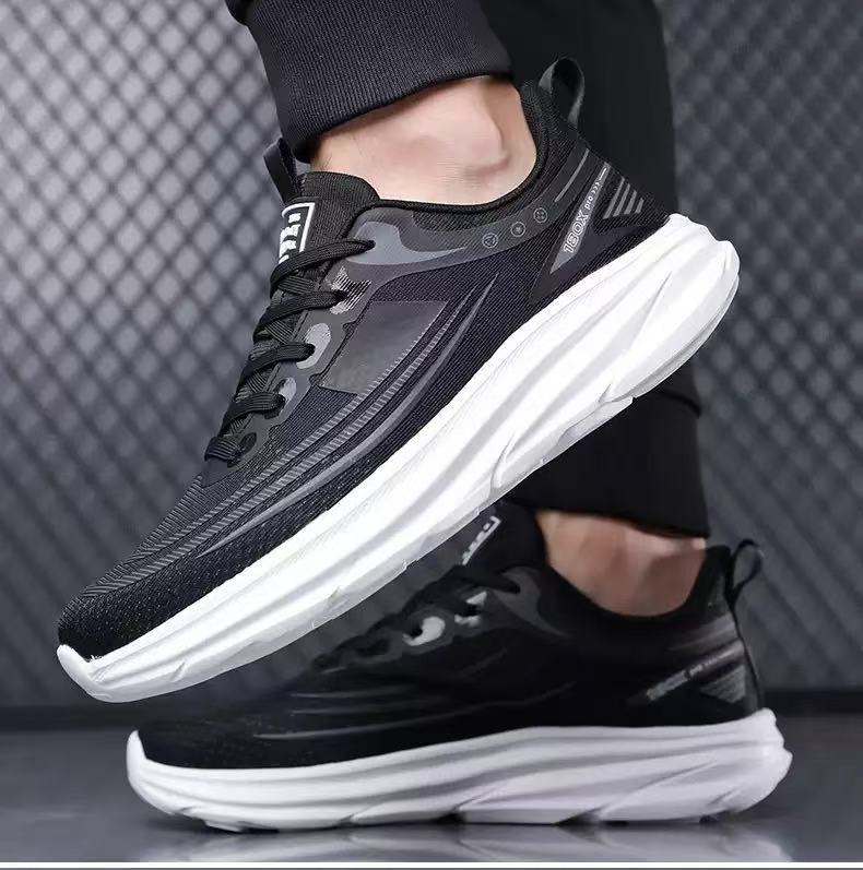 New Summer Mesh Comfortable Breathable Casual Shoes Soft Sole Ultra-light Shock-absorbing Running Student Sports Shoes
