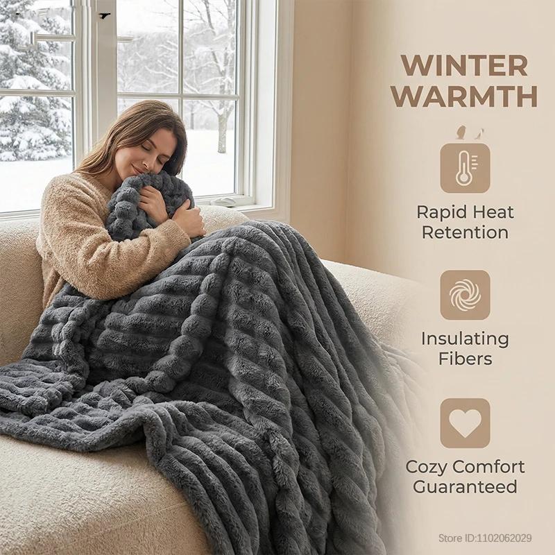 Multi-functional Throw Blanket Cool Summer Quilt Velvet Warm Blanket Flannel Multifunctional Blanket Sofa Throw Cover