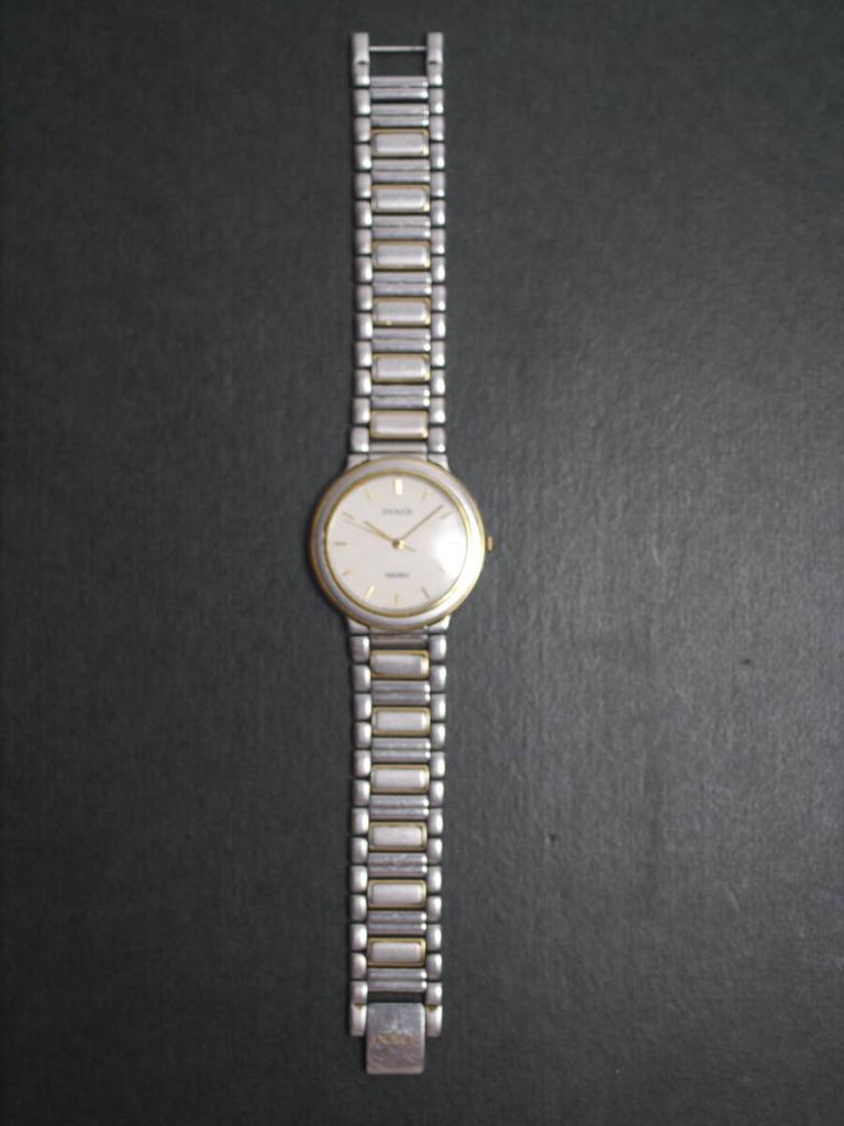 SEIKO Dolce Quartz Model Working Condition 3-Hand Watch, Strap, 8N41-6040, Men's Watch, ab914