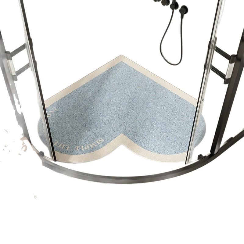 Heart-Shaped Non-Slip Shower Mat: Absorbent, Anti-Fall, Dirt-Resistant for Bathroom and Kids