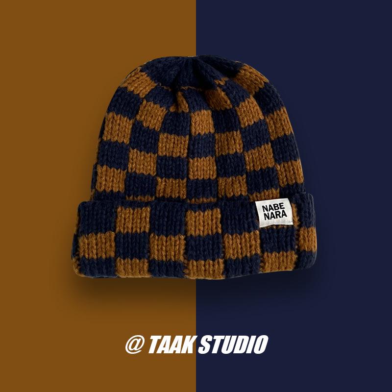 

Женская клетчатая вязаная шерстяная шапка, корейский и японский стиль, осень/зима, большой размер, стройнящая лицо, рождественская коллекция One Size (54-61cm) темно-желтого/тёмно-синий