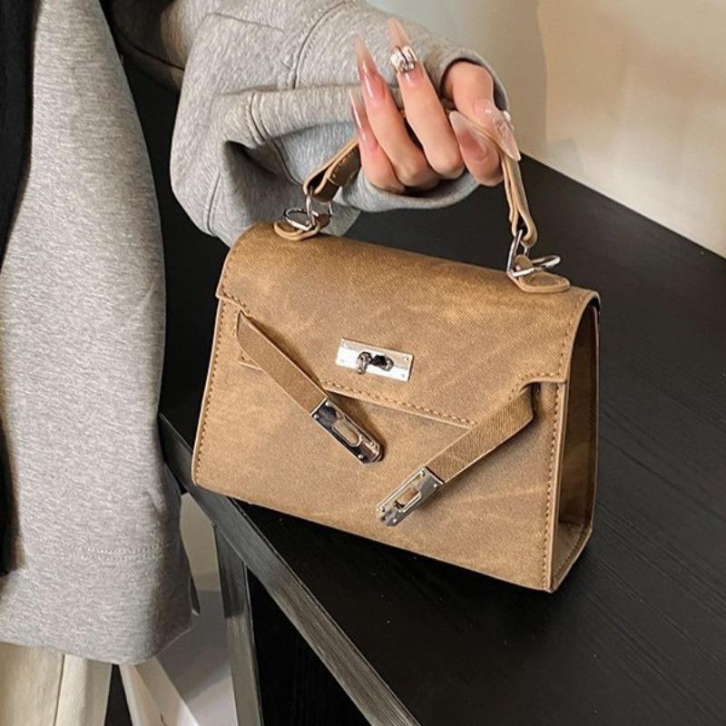 Retro bag women's fashion shoulder messenger bag spring new temperament versatile portable commuter small square bag