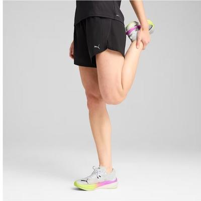 Women S Run Velocity 5 Inch ShortS 526587 01