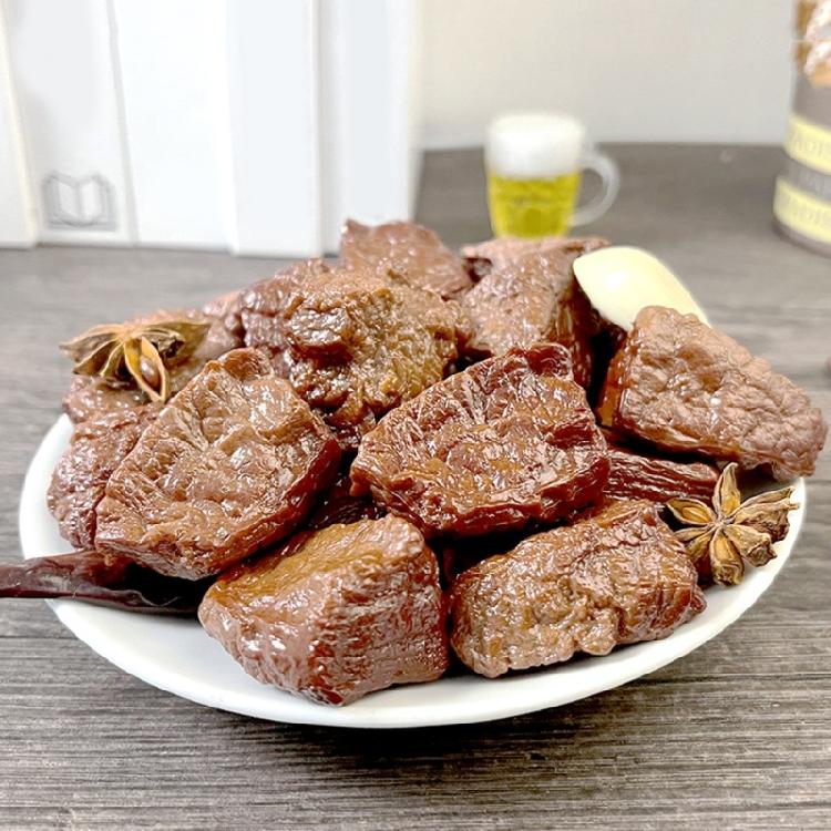 Pack of 6Pcs Artificial Steak Keychain Key Holder Bag Charm For Key Organization and Backpacks Keychain Accessories