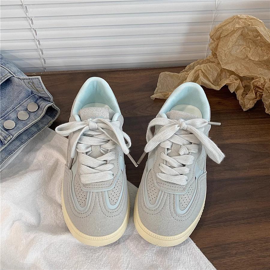 Little White Shoes Women's 2025 Autumn New American Retro Niche Flat-bottomed Versatile Ins Tide Sports and Leisure Moral Training Board