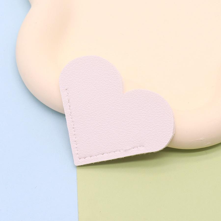 Heart Leather Bookmark Corner Clips: Non-slip, Moisture-proof Reading Tool