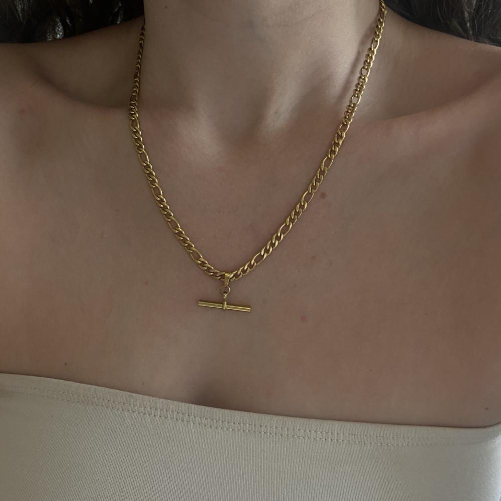 Elegant Women's T-Shaped Titanium Steel Necklace - Light Luxury Style Clavicle Jewelry