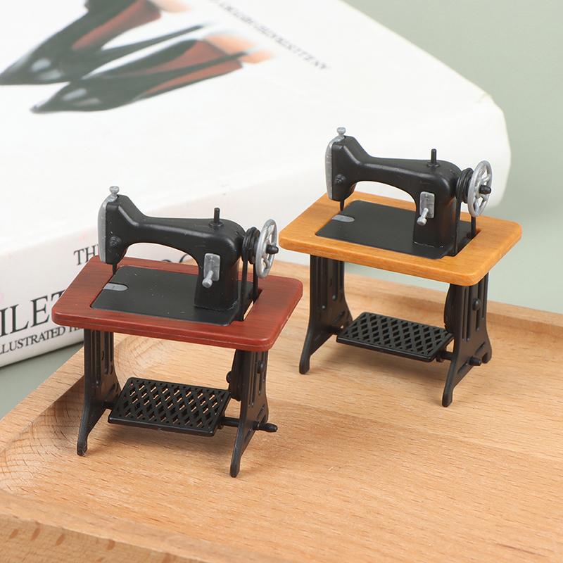 1:12 Dollhouse Miniature Sewing Machine Model Doll Furniture Decor Toy
