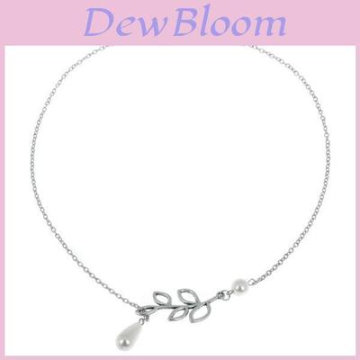 Elegant Pearl Drop Leaf Necklace In Alloy For Fashionable Women And Trendy Styles