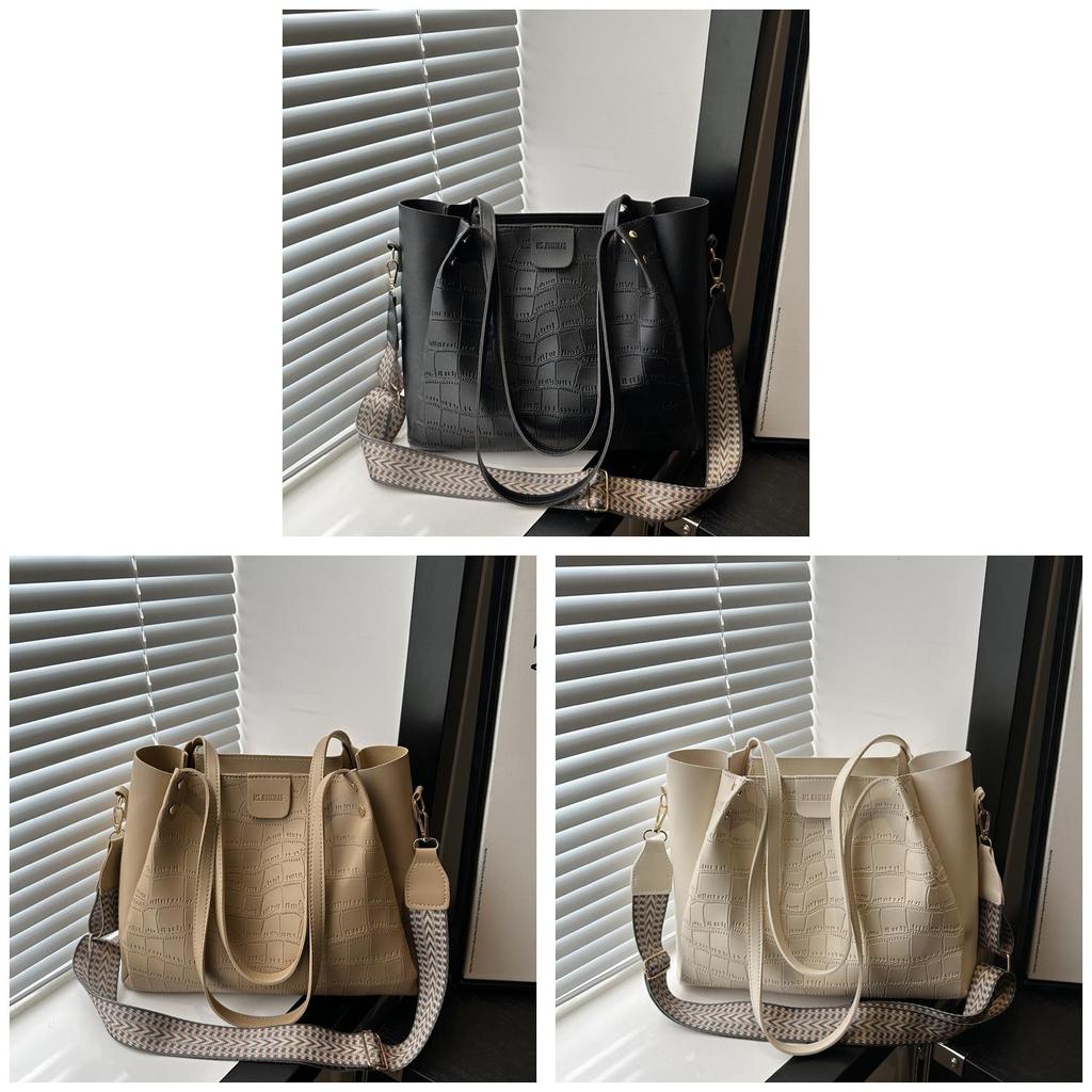 Fashion Bag For Women With Pu Material And Large Capacity For Daily Use