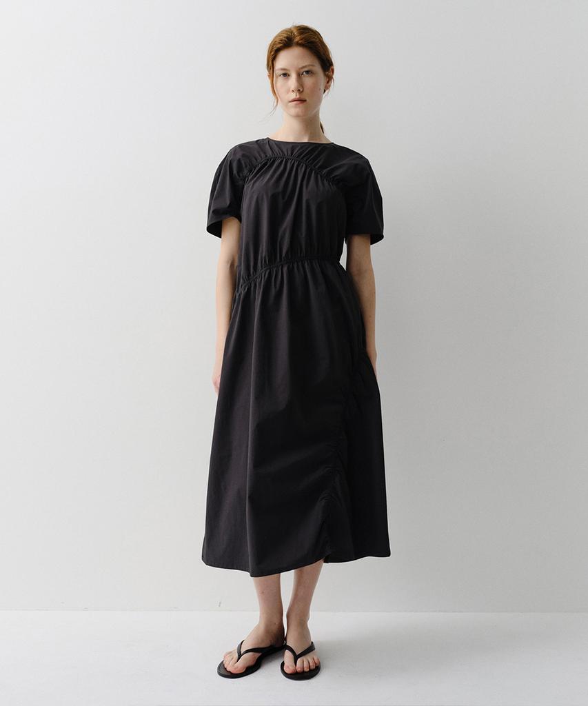 Ia Slope Shirring Dress (Black)