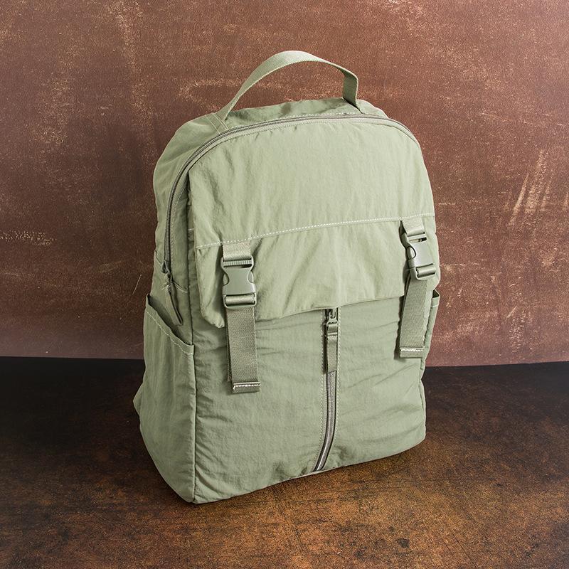 A Simple and Versatile College Student Backpack A Commuting Computer Backpack