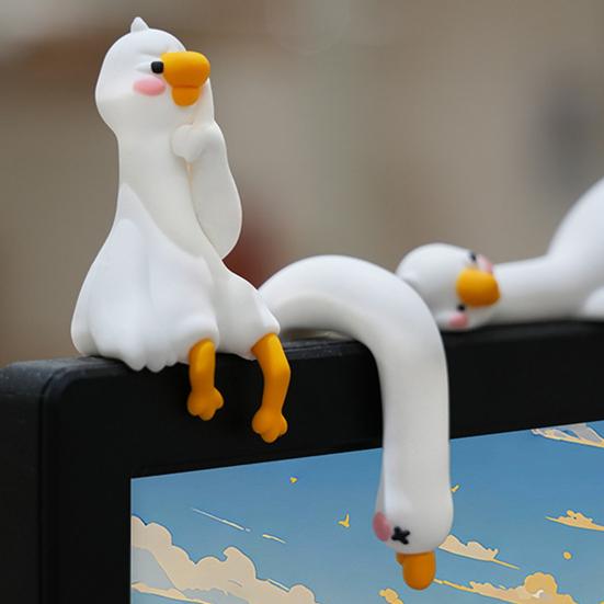 Mini Resin Goose Figurine Funny Resin Small Goose Computer Decor Collectible Cute 3D Craft Sculpture for Office Desk Car Dashboard Home Decor