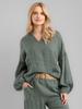 WOMEN' LINEN BLOUSE WITH PUNCHED SLEEVES