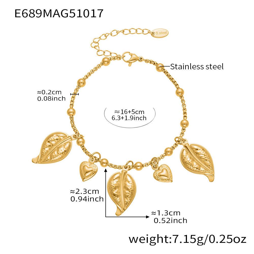 Qiong Yao Ocean-Style Shell & Fish Pendant Bracelet with 18k Gold PVD Plating