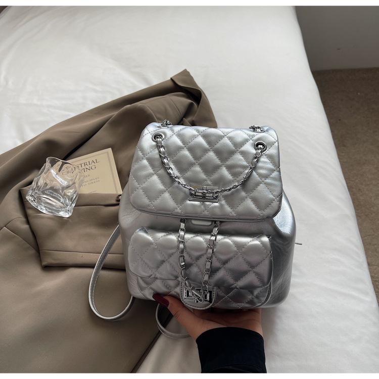 Schoolbag Diamond Embroidery Thread Women's Backpack 1011 New Versatile Chain Backpack Exquisite Super Fire Small Schoolbag Travel Bag