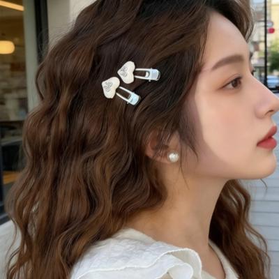 Korean New Style Sweet Cute Silver Bow Faux Leather Duckbill Clip Hair Clip Bangs Clips Side Hairpin Fashionable Hair Accessory
