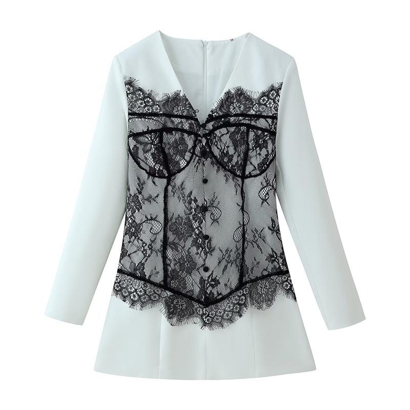 Europäisches & Amerikanisches V-Ausschnitt Schlankes Spitzen-Patchwork-Kleid, Stil 2026
