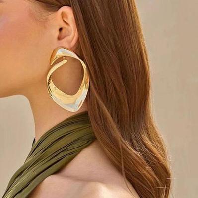 Küpe – Sallanan Küpeler