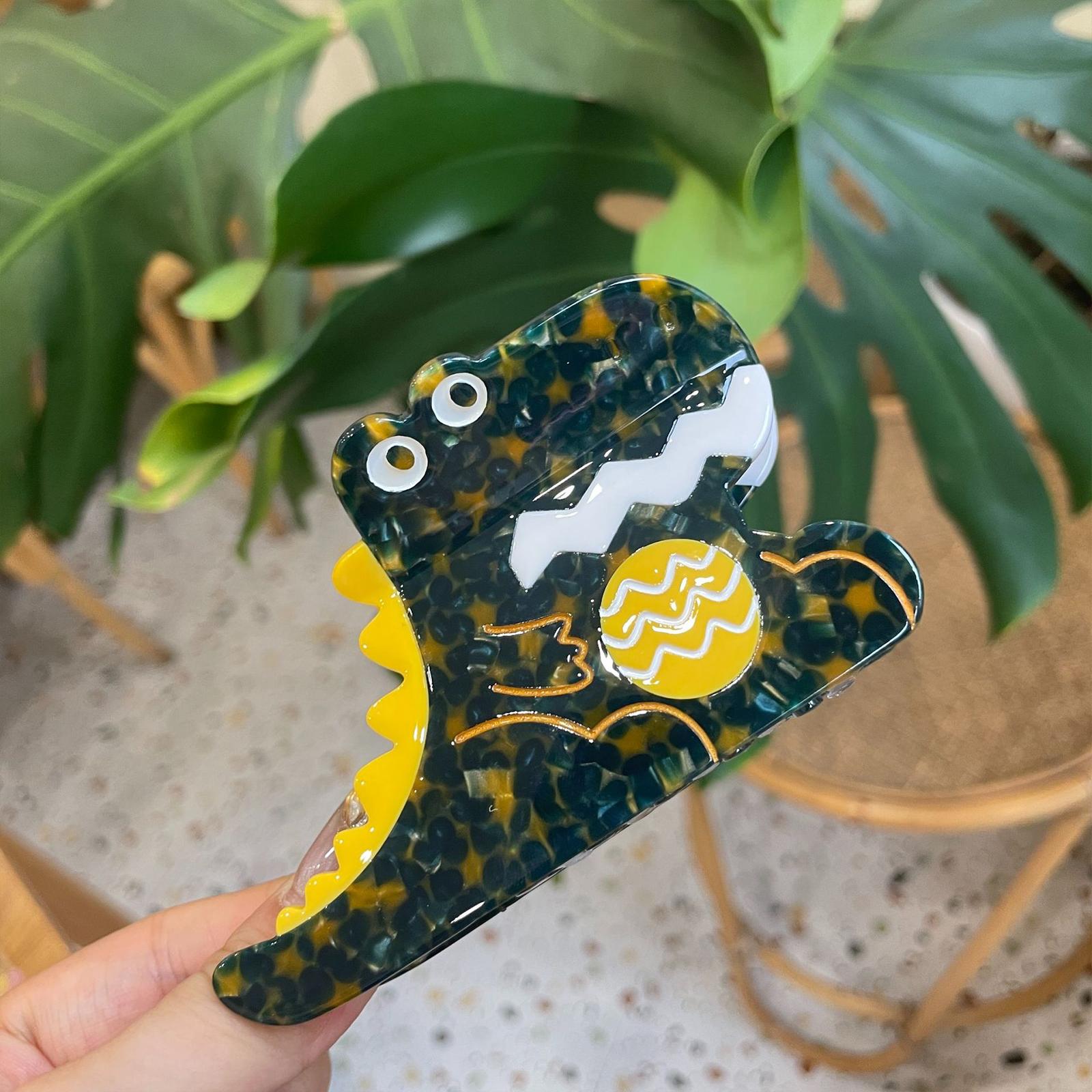 

1pc Cute cartoon little dinosaur hair catching shark half clip hair ponytail clip new hair accessory for women