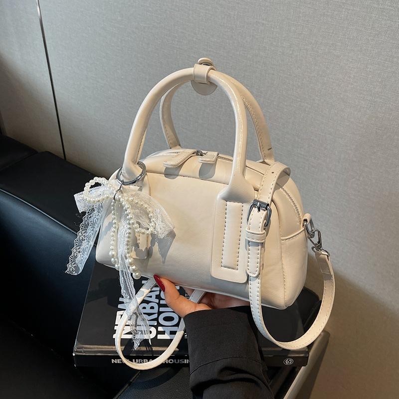 

Fashion sweet handbag bag women s new spring and summer shoulder messenger bag simple pillow bag белый