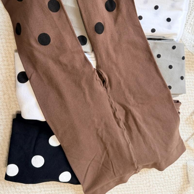 Fashionable Black Dot Pantyhose Soft Nylon Stockings Breathable And Practical Hosiery For Office Outfits