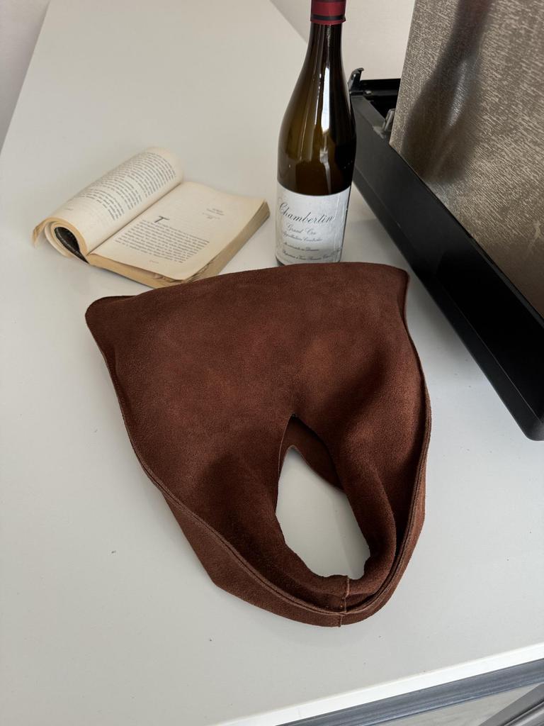 The Row 2025 New Triangle Hobo: Minimalist Versatile Handbag, Trendy Underarm Shoulder Bag