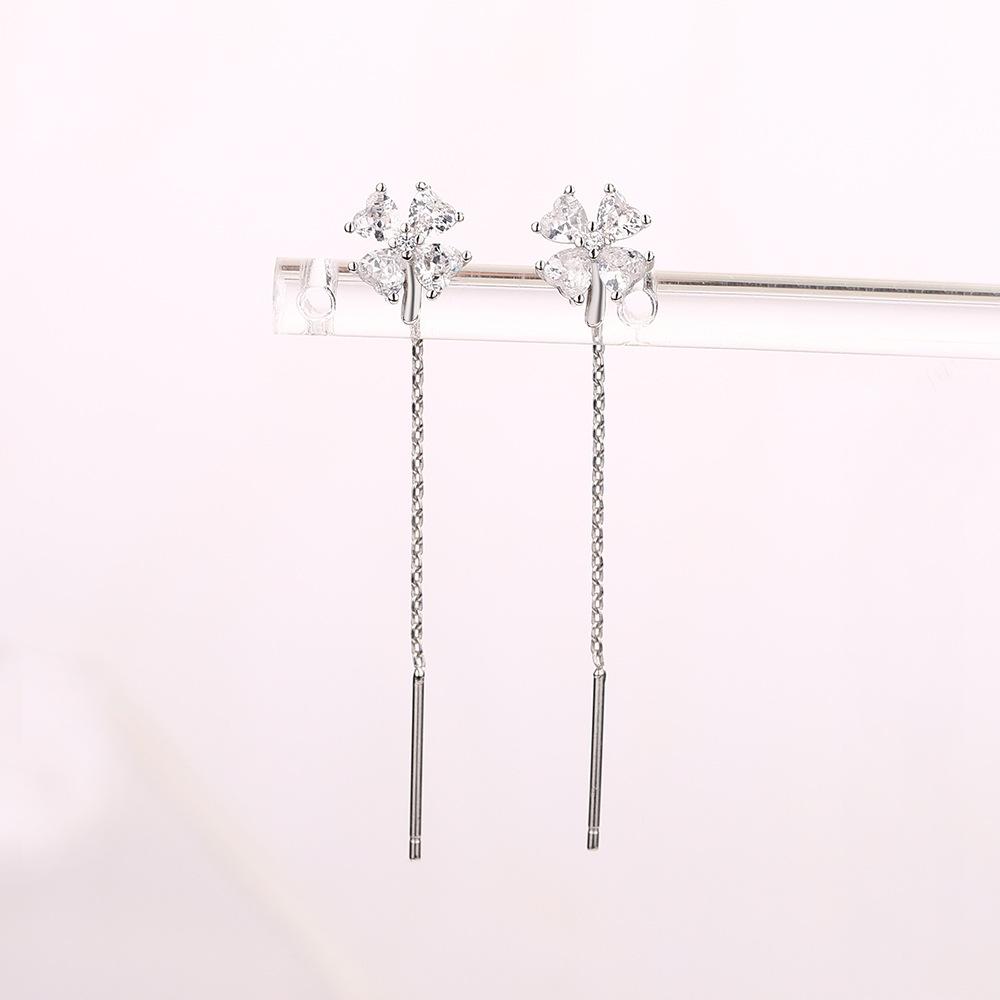 Lucky Clover Earrings Classic Temperament Retro Emerald Earrings Long Chain Tassel Love Flower Earrings