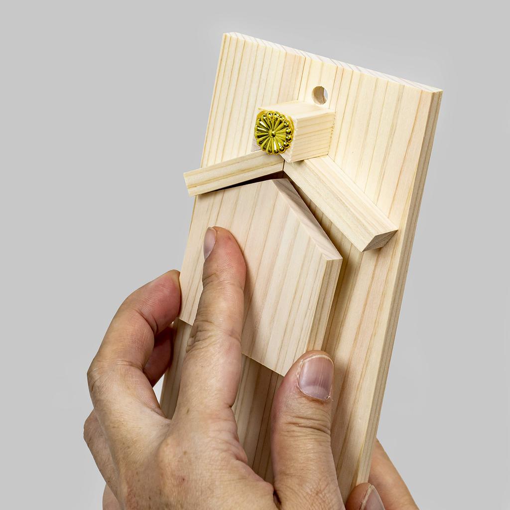 Fitpost Shinto Shrine Oshinfuda Stand, Made In Japan, 820336, Natural, Approx. 10 X 4 X 37cm (4.5" X 1.5" X 13.5") (Oshinfuda Holder Dimensions: