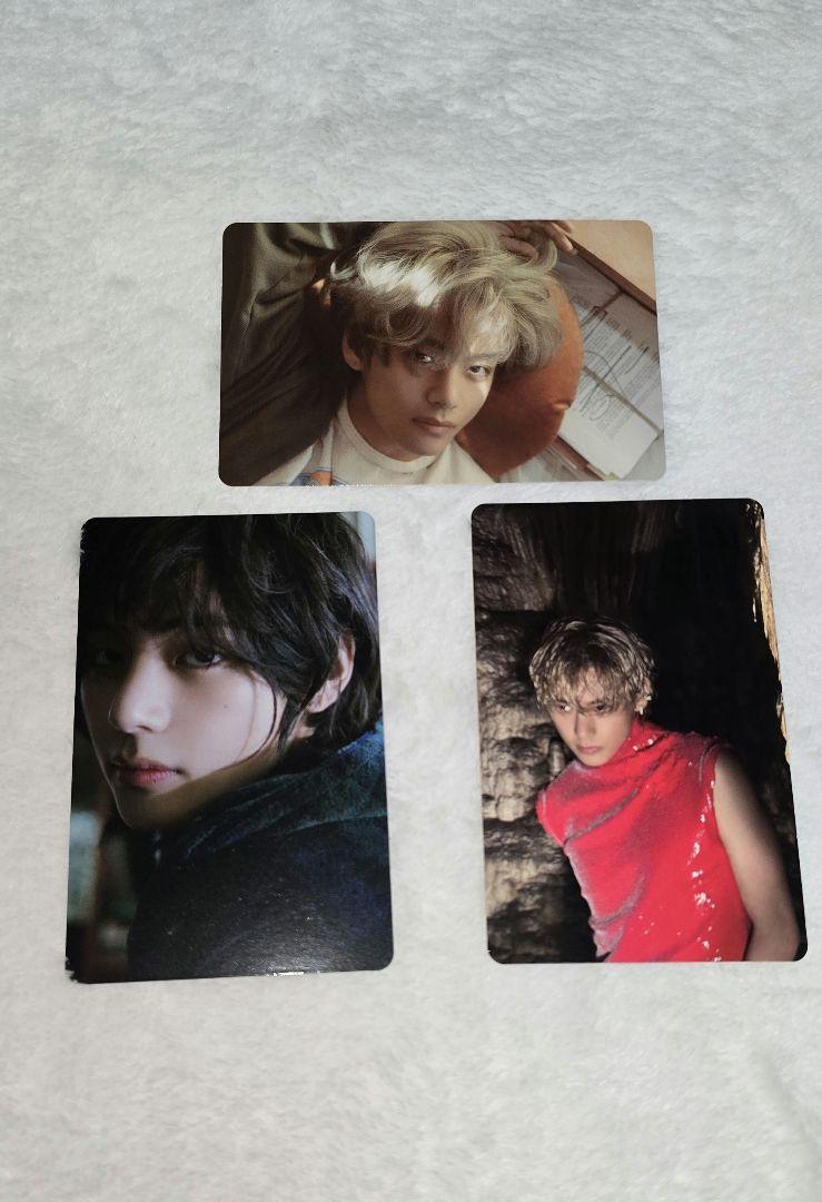 

[USED] BTS V Layover Universal Lakidro Trading Cards 3 Pieces