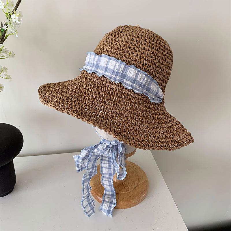 Spring and summer girl atmosphere plaid lace-up woven straw hat sunscreen sunshade seaside vacation wind show face small brim