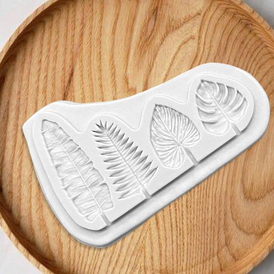 Dessert Mold Heat-Resistant Food Grade Silicone 3D DIY Leaf-Shaped Cake Dessert Mold Decoration